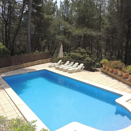 En Con Piscina Privada *